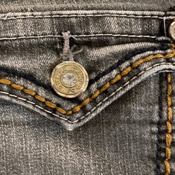 C’est Toi Jeans - Picture 7 of 7